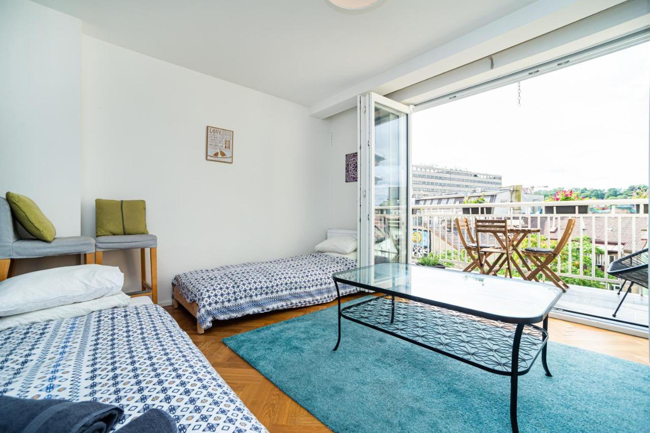 Central, Spacious, Modern 5 Bedrm Duplex W/Balcony Prague Exterior photo