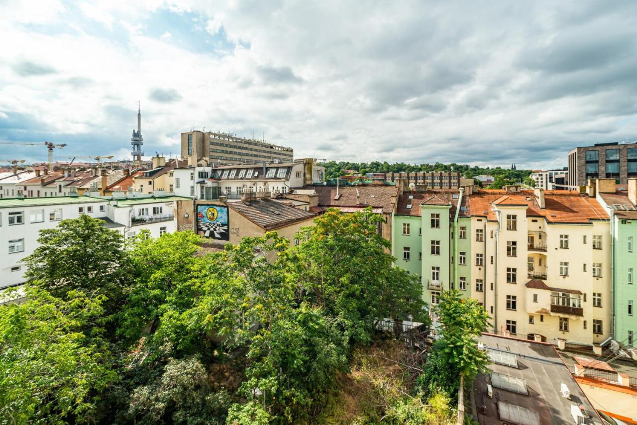 Central, Spacious, Modern 5 Bedrm Duplex W/Balcony Prague Exterior photo